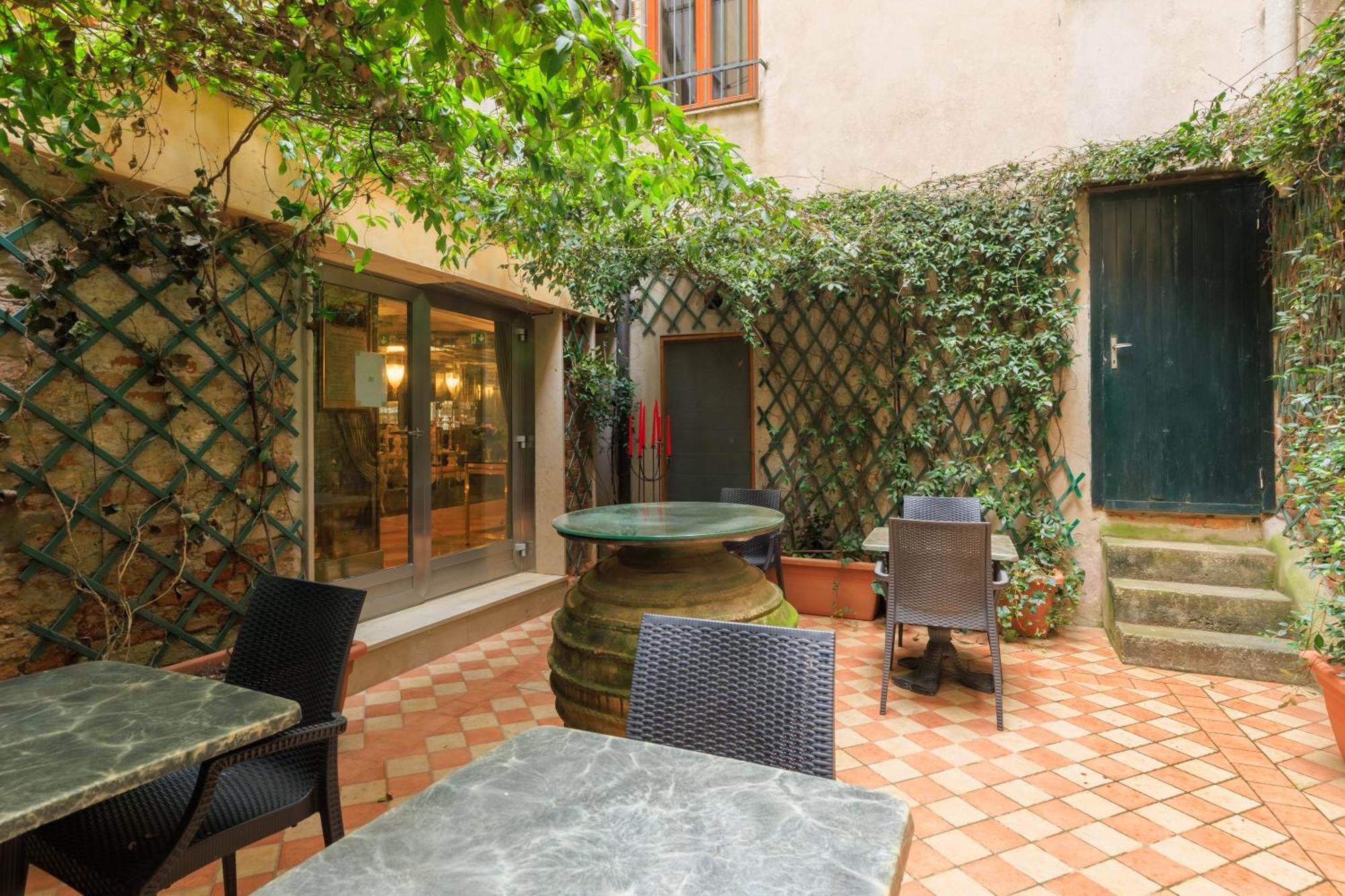 Ca Dell'Arte Bed & Breakfast Venice Exterior photo